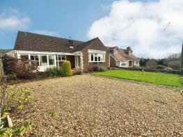 12 Kings Lee, Orchard Close, Lydney GL15 6EA