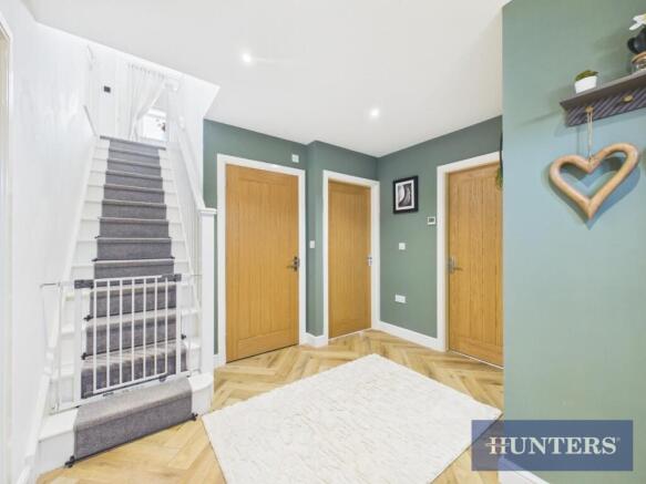 3 bed Semi-Detached for sale Image 4