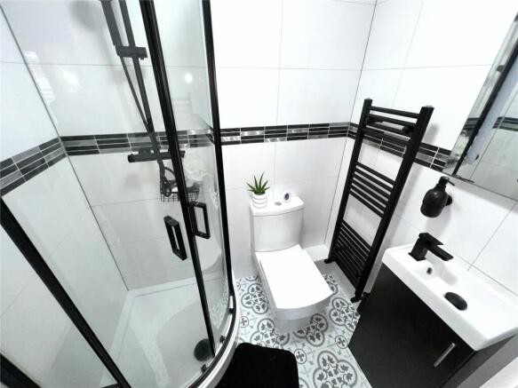 Ground Floor Shower