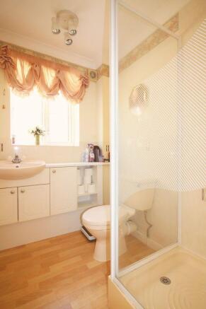 En-Suite to Be...
