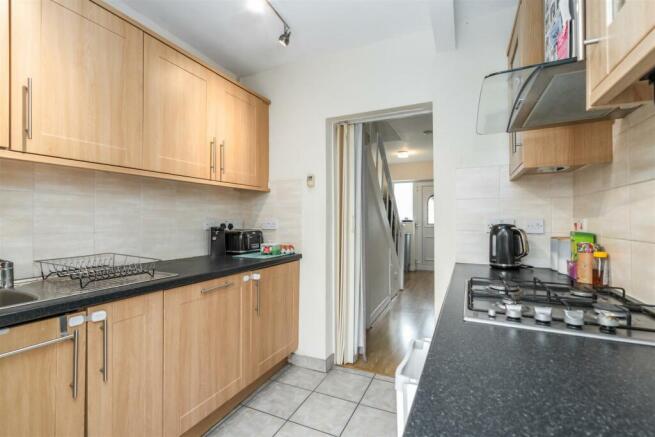 137 Danson Lane-6_lo.jpg