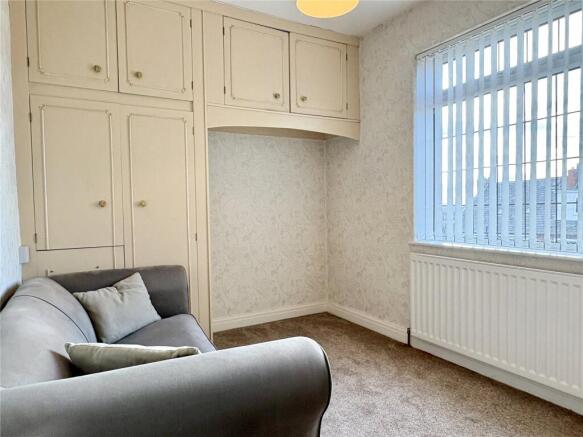 3 bed Terraced for sale Image 10