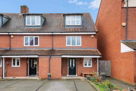 Albacore Way, Hayes