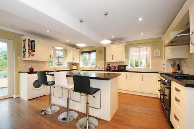 Kitchen/Breakfast Room