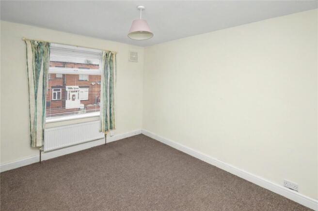 3 bed Terraced for sale Image 8