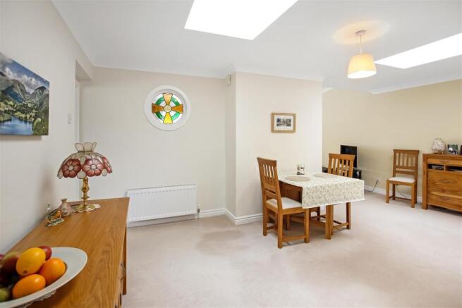 Dining Room.jpg