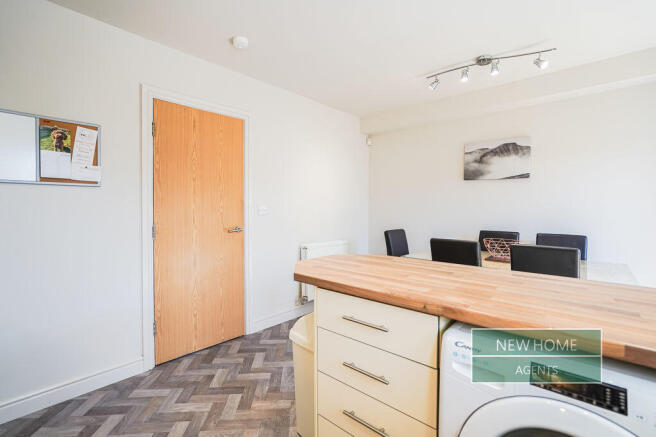 4 bed Terraced for sale Image 6