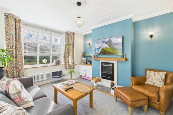 CAM03162G0-PR0388-STILL002