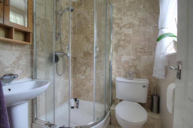 Ensuite