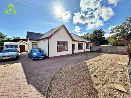 Peel Street, Westhoughton BL5 3SP *MUST VIEW*