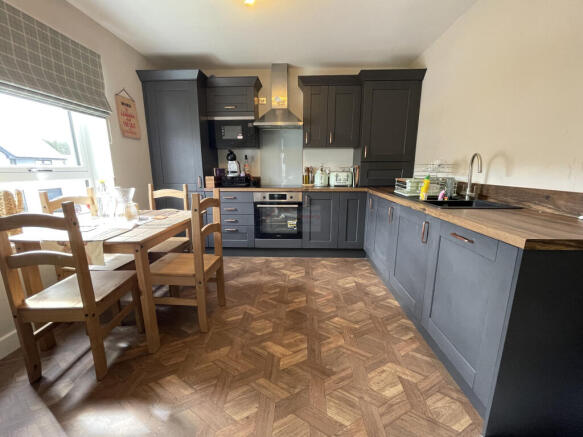 Kitchen .JPG