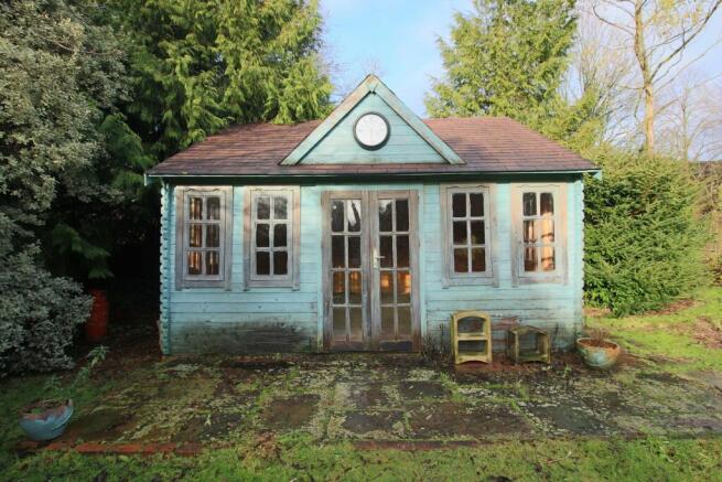 13 Winchester Garden