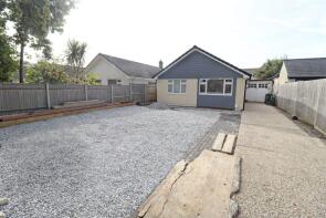 18a, Salterns Lane, Hayling Island PO11 9PJ