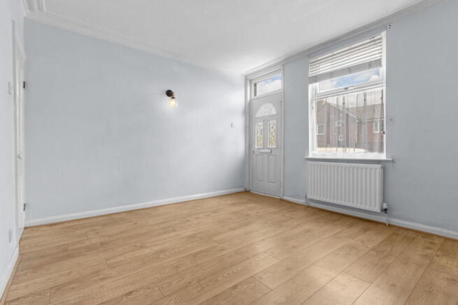 4 bed Terraced for sale Image 4