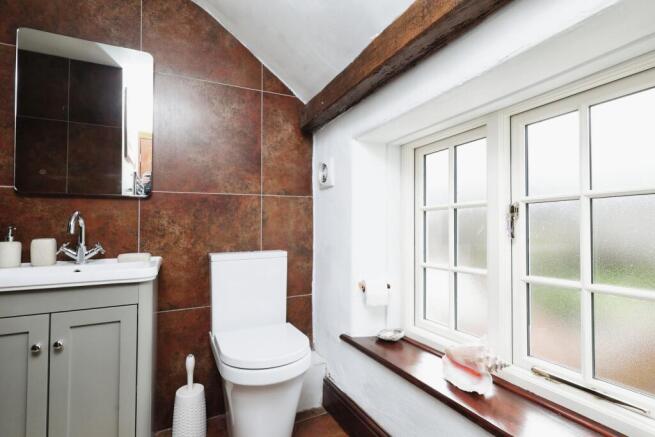 3 bed Terraced for sale Image 11