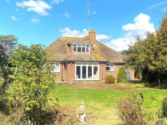23 Clavering Walk -Rear2.jpg