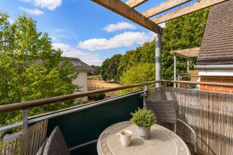 Thurlow Grange, Newbury, Berkshire, RG14