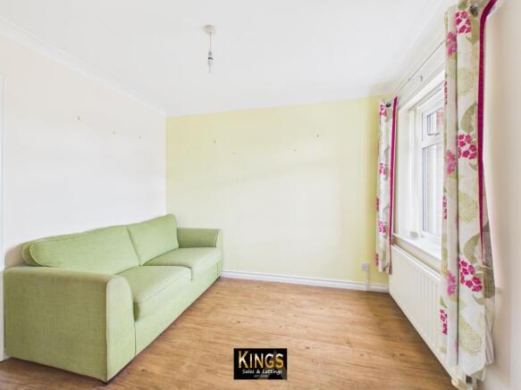 4 bed Detached for sale Image 7