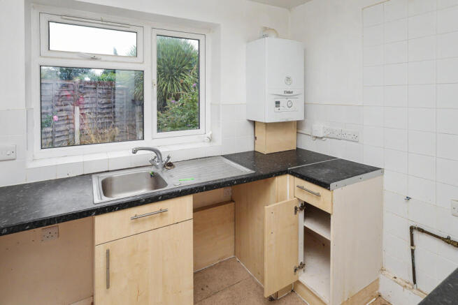 82 Dryfield Road, Edgware, London, HA8 9JU
