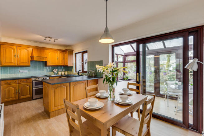Kitchen / Dining ...