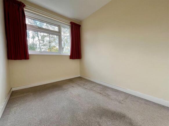3 bed Flat for sale Image 6