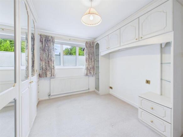 2 bed Flat for sale Image 9