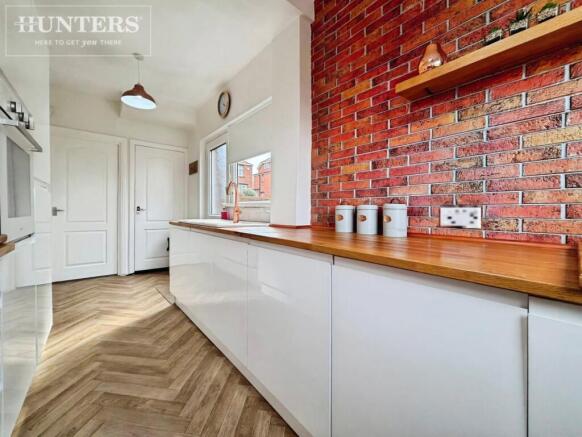 3 bed Semi-Detached for sale Image 4