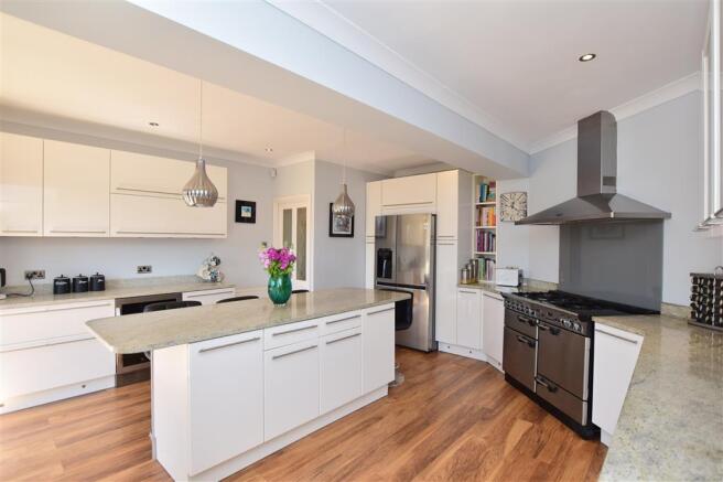 Kitchen/Breakfast Room