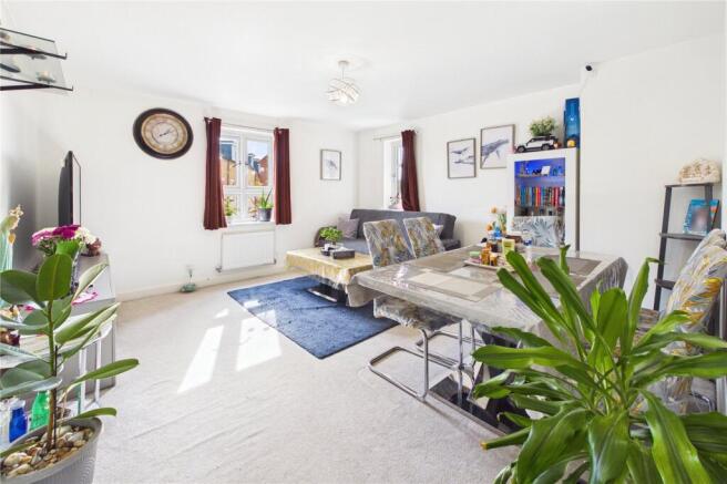 Living/Dining Room