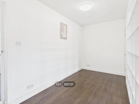 2 bed Not Specified to rent Image 9