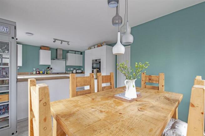 Kitchen-3.jpg
