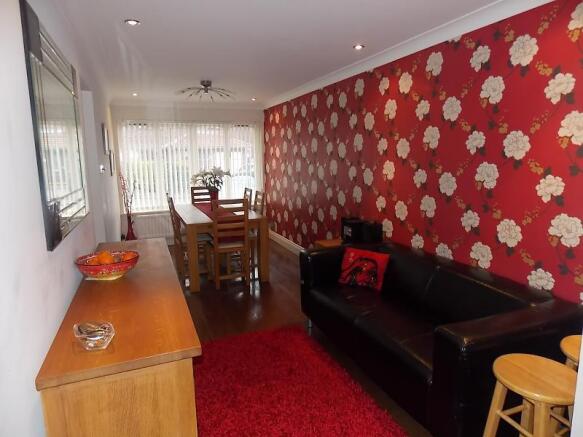 Dining Area/Lounge