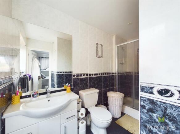 CAM01348G0-PR0215-STILL008.jpg