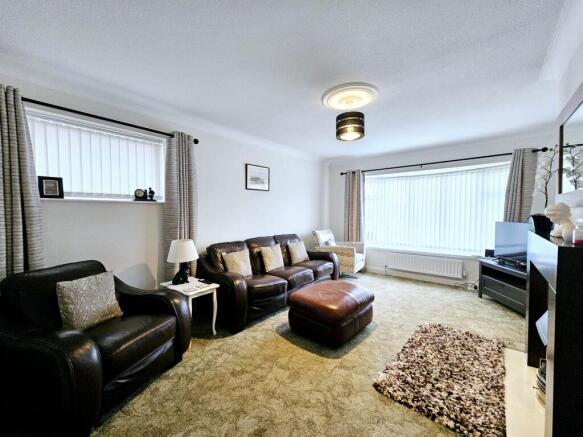 2 bed Detached Bungalow for sale Image 5