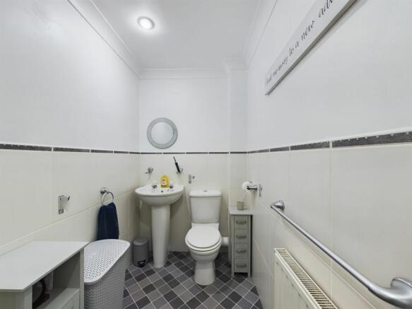 Photo 12