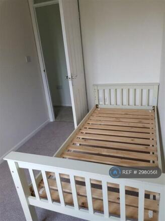 3 bed Semi-Detached to rent Image 9