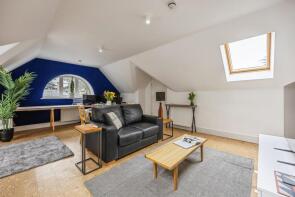 Flat 5, 2 Mayfield House, Damson Way, Carshalton SM5 4BF