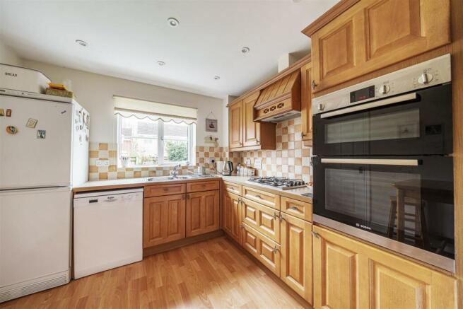 Fitted Kitchen