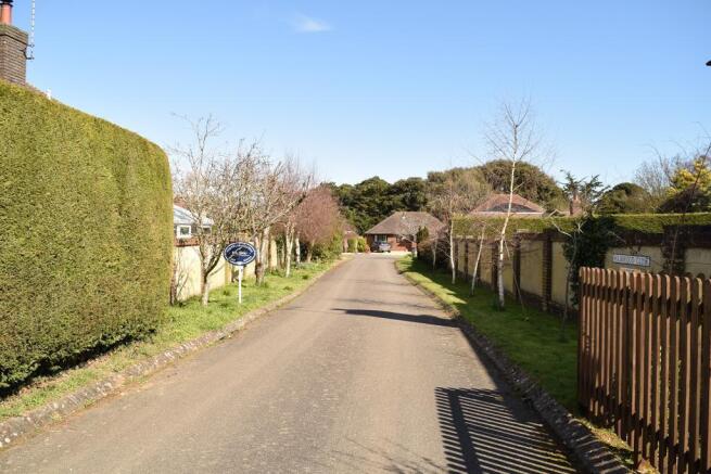 Approach Road