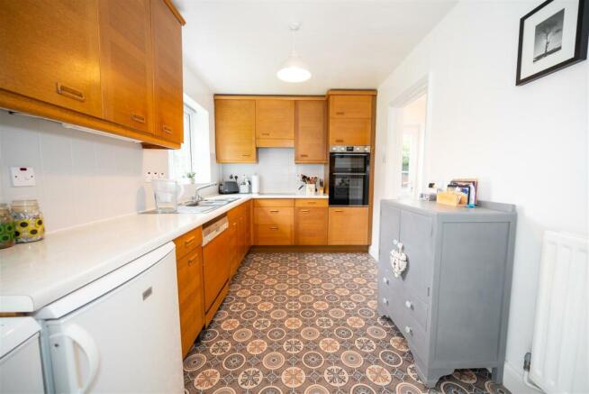 Dining kitchen