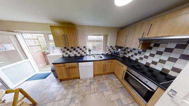 2-Harcourt-Crescent-Sheffield-S10-09182020_210112.