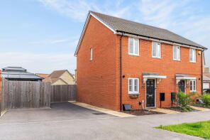 64, Horseshoe Crescent, Wixams, Bedford MK45 3GL