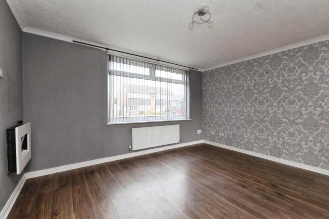 3 bed Semi-Detached for sale Image 7