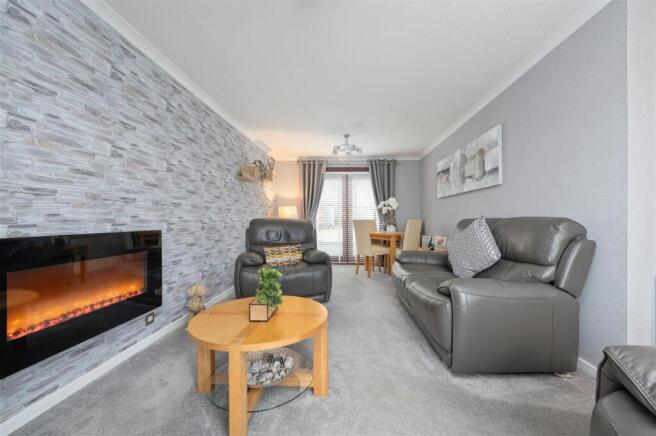 51EastercraigGardens007.JPG