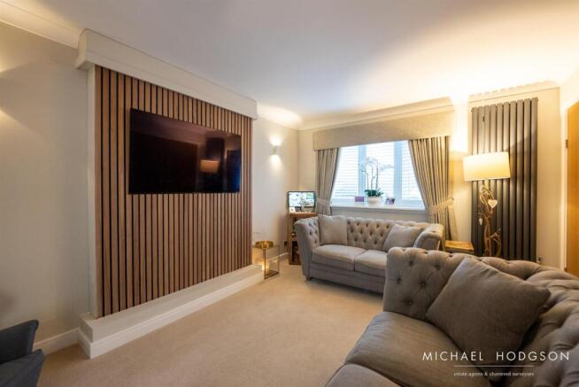 Tollerton Drive-04.jpg