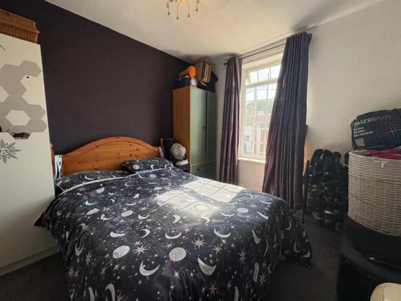 3 bed Terraced for sale Image 7
