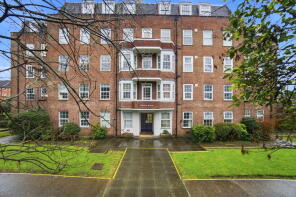 7, Gordon House, Western Avenue, London W5 1EY