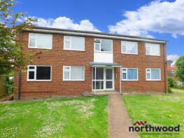 2, Willow Court, Walnut Walk, Polegate BN26 5AE