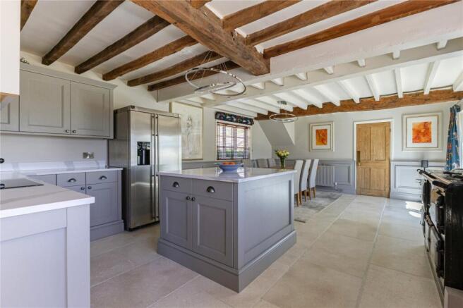 Spacious Kitchen