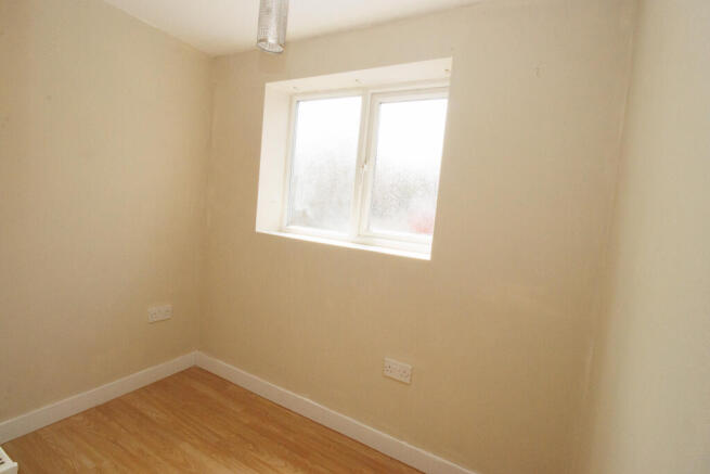 4 bed Terraced for sale Image 9